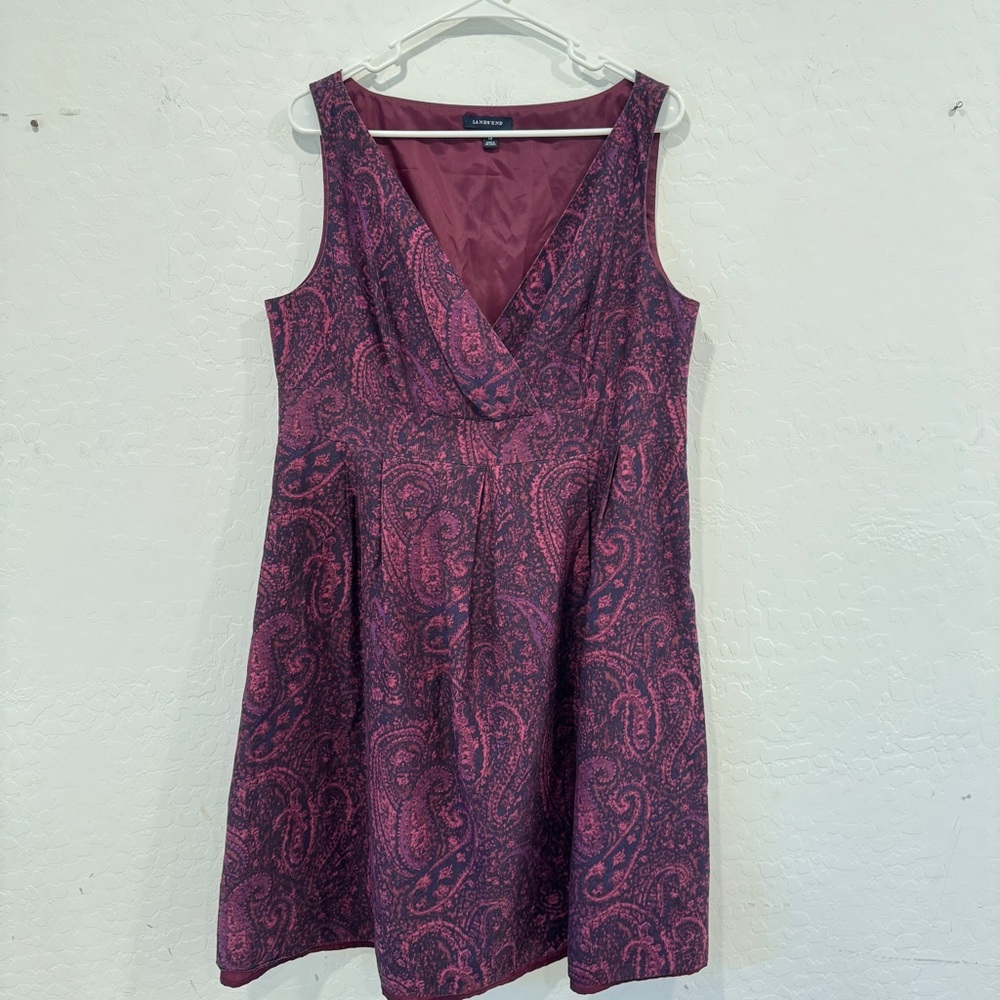 Lands' End Purple Paisley Dress Womens 14 V-neck A-line Sleeveless